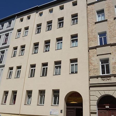 医疗区青年旅馆 Halle  外观 照片